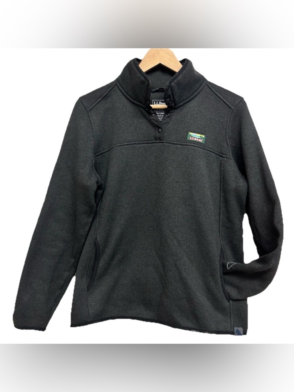 L.L. Bean Sweater Fleece Pullover with snap buttons- Size Large MISSES
